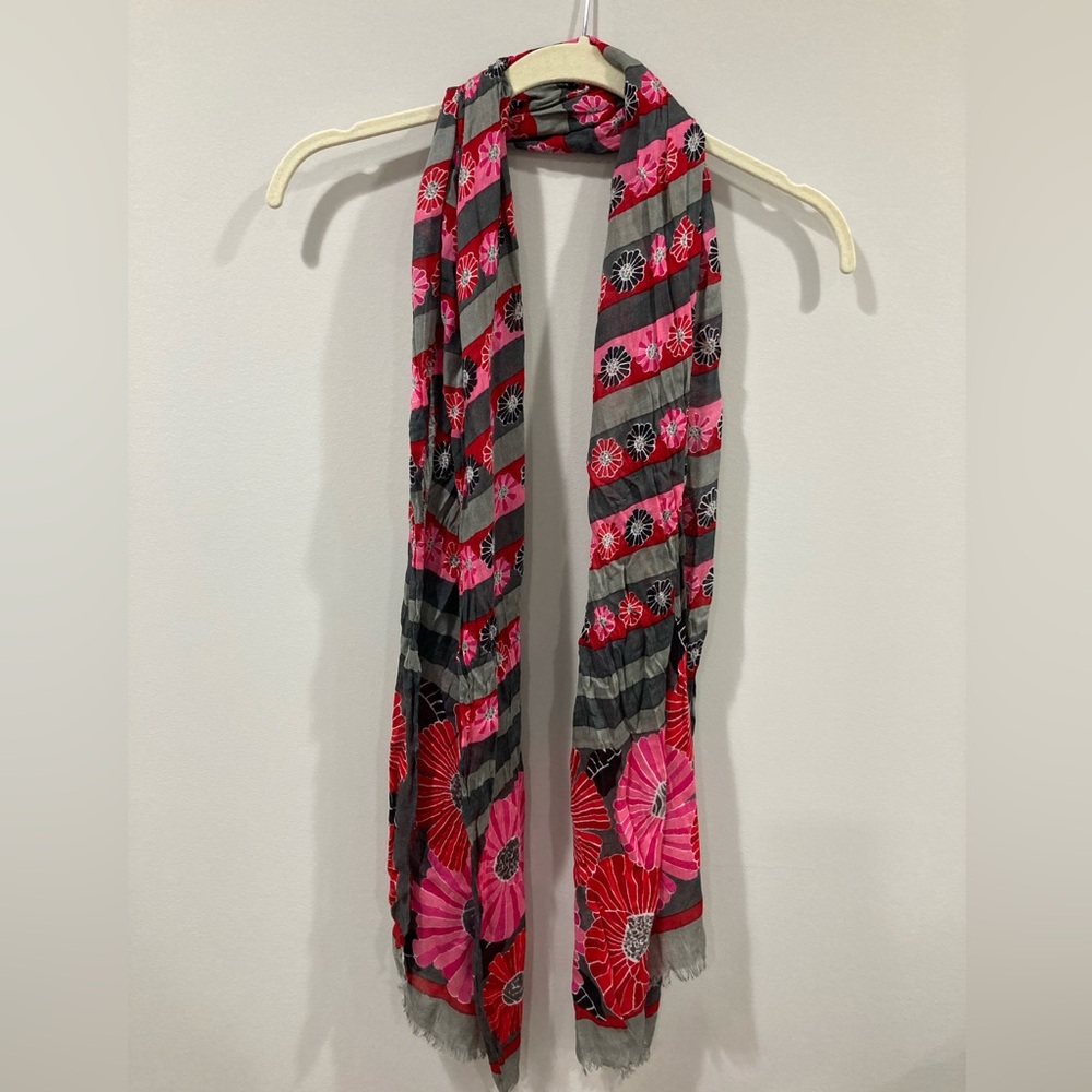 Vera Bradley Scarf Floral Pink Red Black Grey One Size